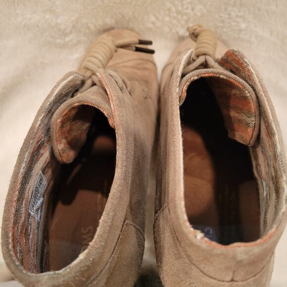 TOMS Womens Desert Wedge Suede Taupe Ankle High Heel Bootie✨️9.5 - Picture 9 of 16